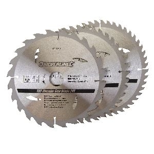 Silverline - Hartmetall-Kreissägeblätter mit 24, 40 u. 48 Zähnen, 3er-Pckg., 210 x 30; Reduzierringe: 25 u. 16 mm